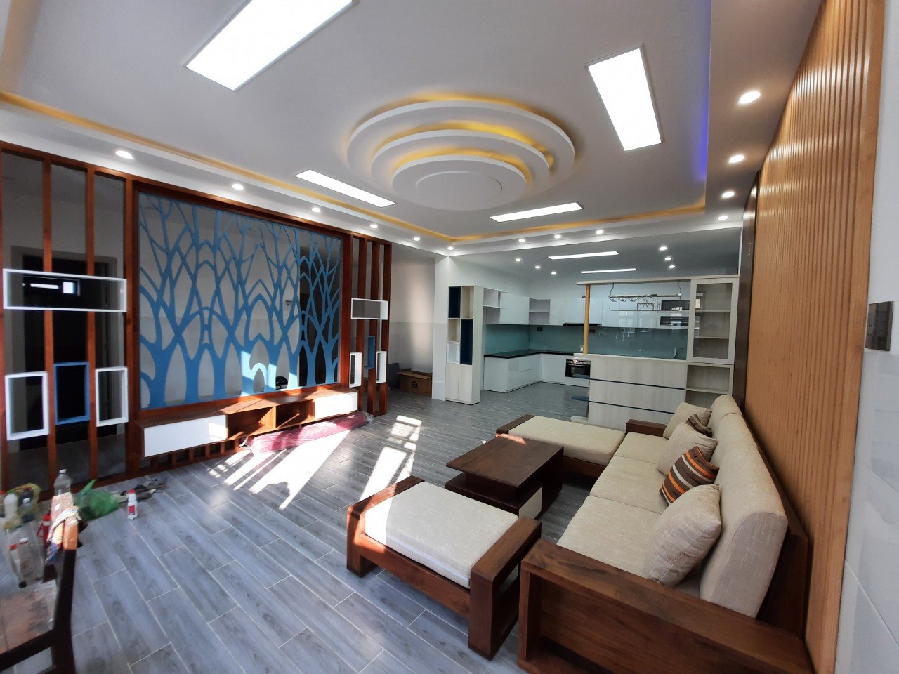 NHÀ ANH HÀO ( ĐƯỜNG HÙNG VƯƠNG, PHƯỜNG 4, TP. TRÀ VINH)